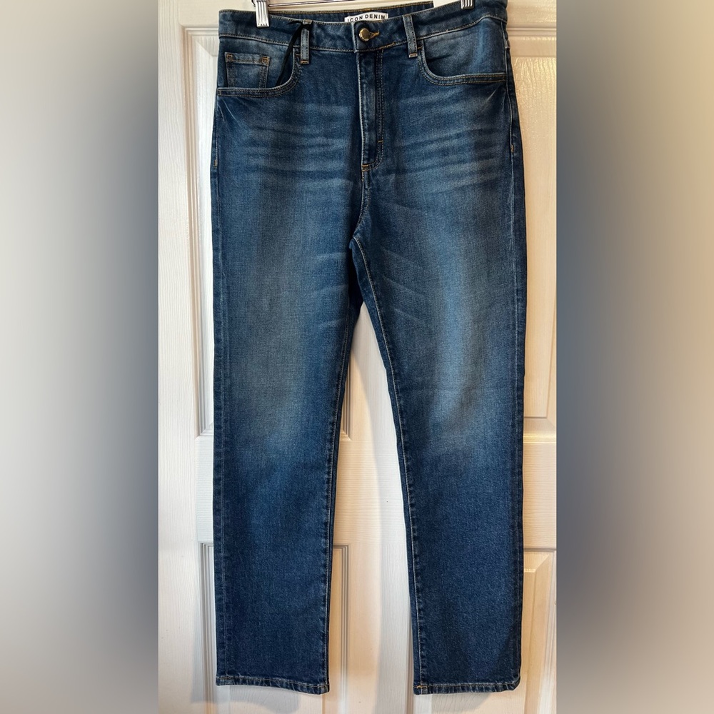 Icon Jeans Women's Nana straight slim Blue Jeans size 30 NWT